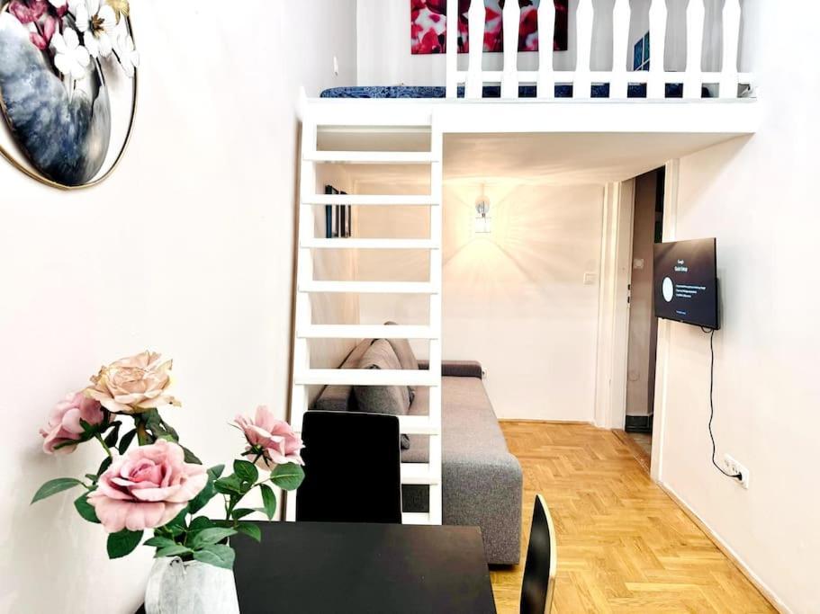 F2 Ultra Central Danube Loft Будапеща Екстериор снимка